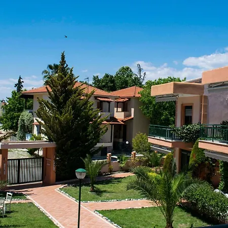 Alexandra Apartment